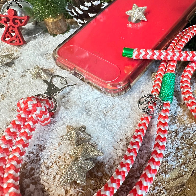 Weihnachtliche-Handykette Nahaufnahme auf Einlegemethode